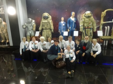Поездка членов клуба «Собеседник» в музей космоса Поездка членов клуба «Собеседник» в музей космоса