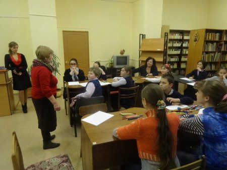Библиотечные истории. В гостях у библиотекарей ученики школы №1. Библиотечные истории. В гостях у библиотекарей ученики школы №1.