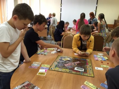 Развивающий клуб настольных игр «Сделай Ход» Развивающий клуб настольных игр «Сделай Ход»