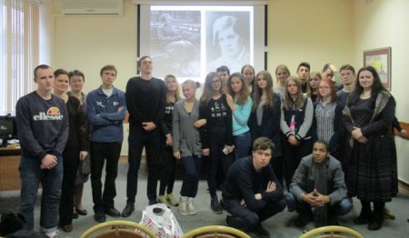 Исполнена света высшего Исполнена света высшего