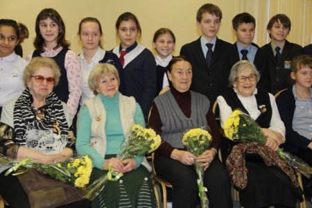 Город на Неве. Подвиг бессмертия Город на Неве. Подвиг бессмертия