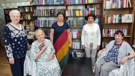 В ПОИСКАХ РИФМЫ В ПОИСКАХ РИФМЫ