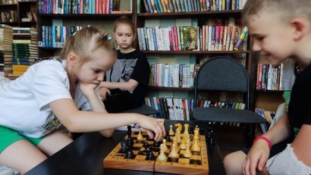 Встреча в шахматном клубе Встреча в шахматном клубе